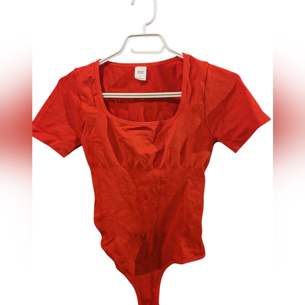 2/22 $ Vibrant Red Bodysuit Women's